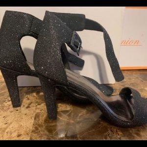 Women’s Dress Sandals. Size 9. Brand new in a box. Never worn.